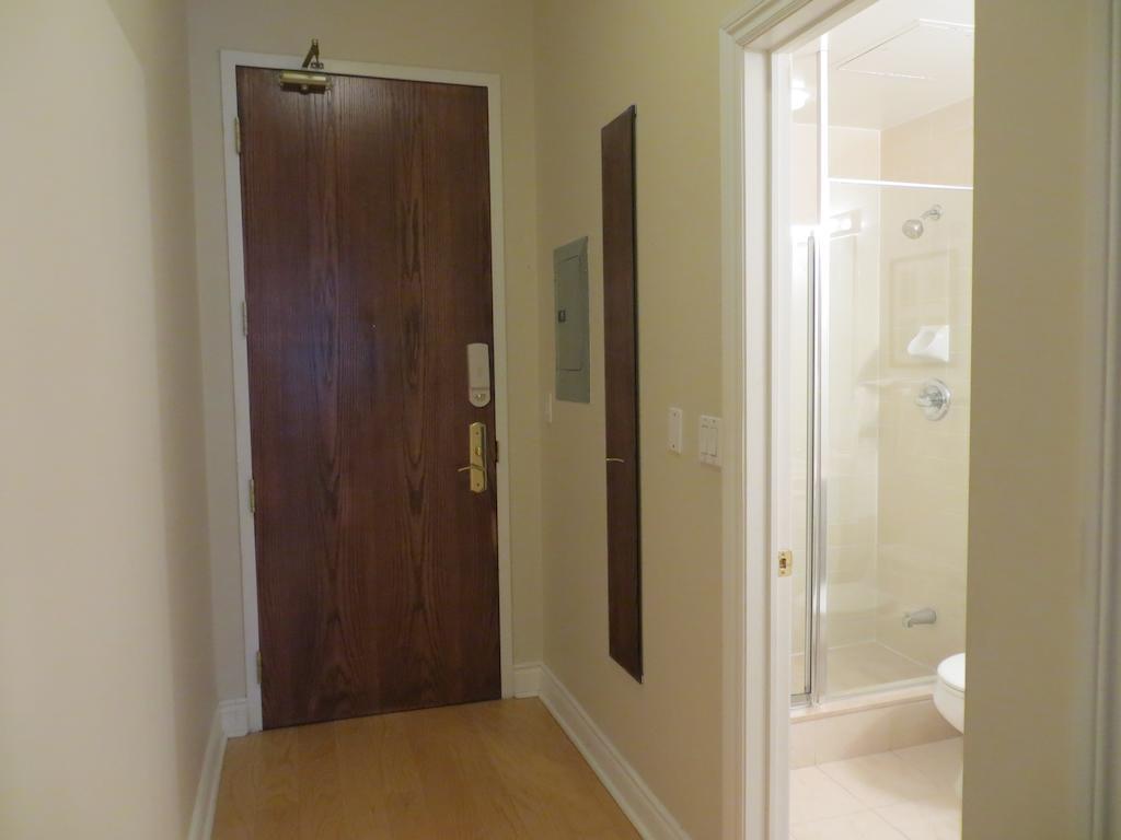 Financial District Furnished Apartment Toronto Room photo