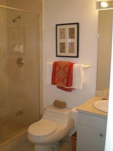 Financial District Furnished Apartment Toronto Exterior photo